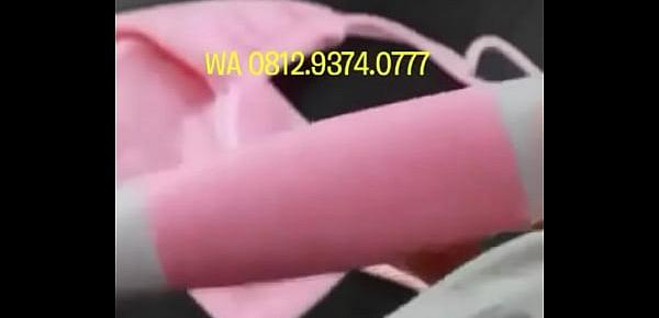  Masturbation using vibrator